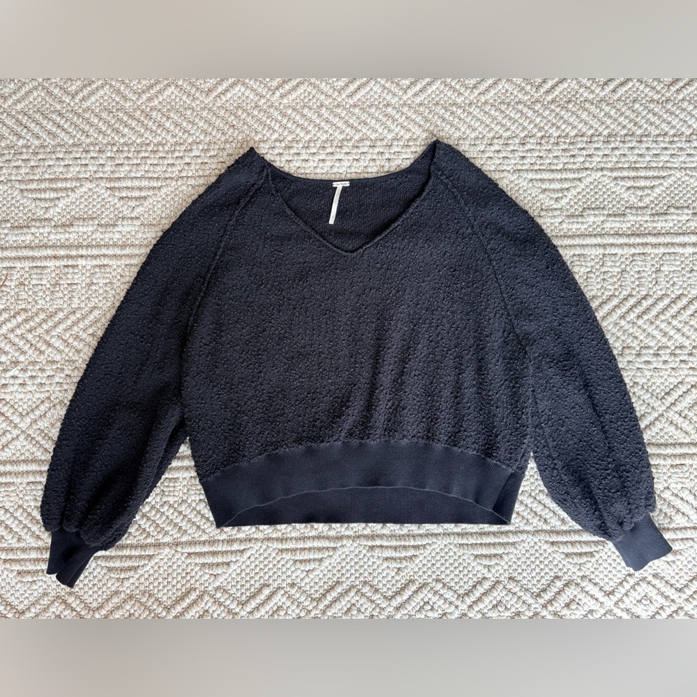Free People Black Cropped V Neck Textured Pullover Sweatshirt Size S